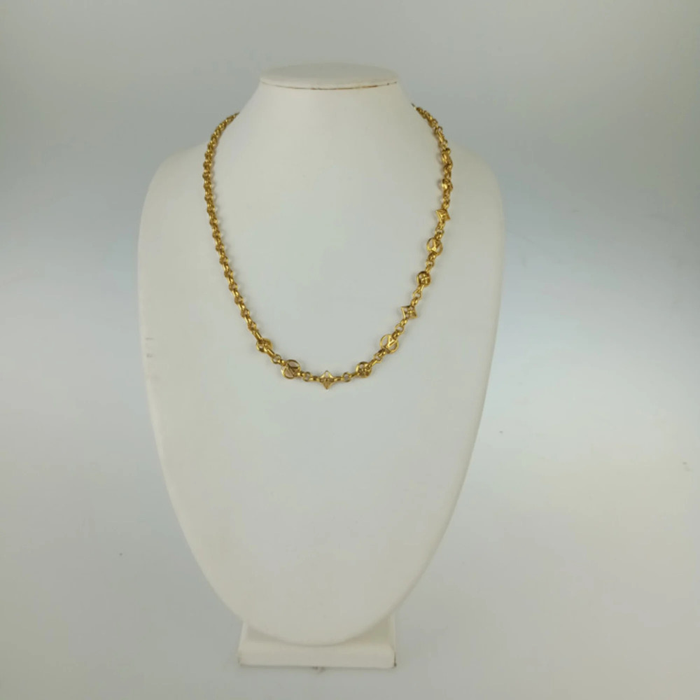 LOUIS VUITTON Gold Necklace - Picture 5 of 6
